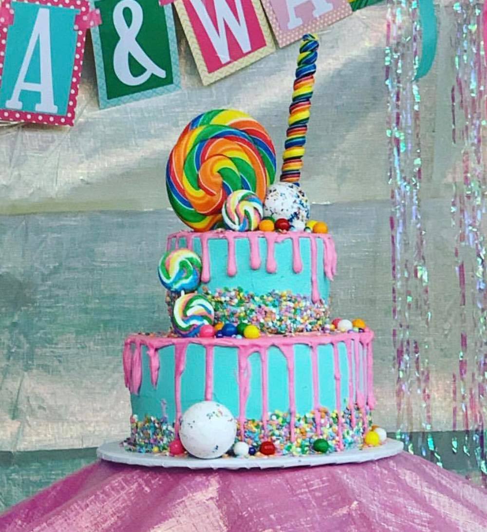 Host the Perfect Kids' Birthday Party (Free Party Checklists)